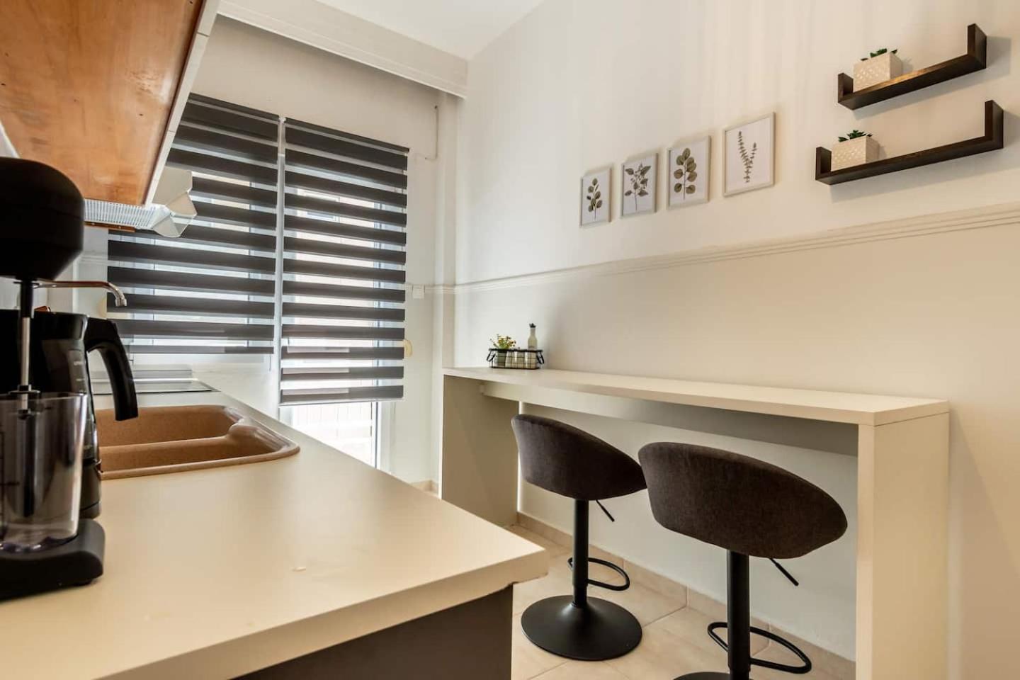 Eis Deluxe Apartment Alexandroupolis Exteriör bild