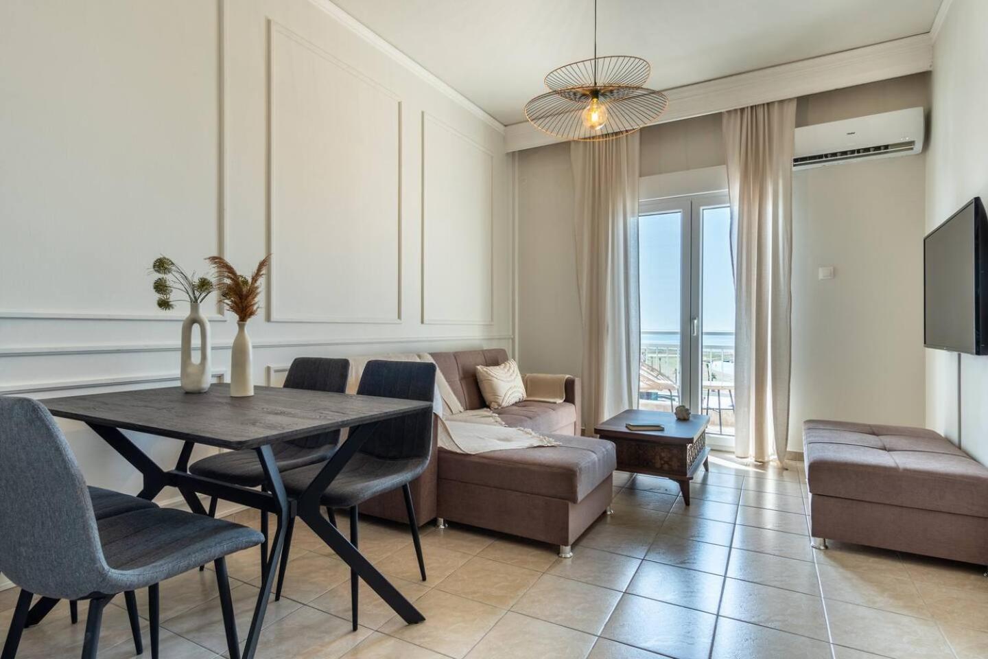 Eis Deluxe Apartment Alexandroupolis Exteriör bild